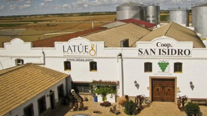 Bodegas Latúe, exterior Vista exterior de Bodegas Latúe