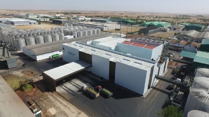 Exterior Bodegas Yuntero