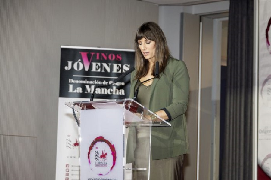 La reconocida periodista, Lorena García, vuelve a presentar la gala de los Premios Jóvenes Solidarios 2021