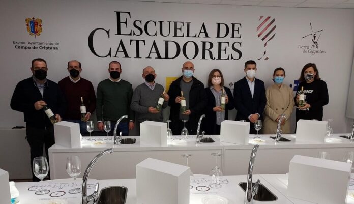 Presentación Albaicín 2021 (DO La Mancha), de Vinícola del Carmen