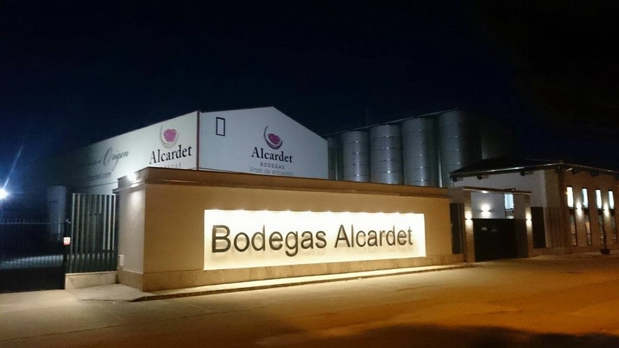 Bodegas Alcardet, nominada junto con el CRDO La Mancha a los Premios Verema 2021