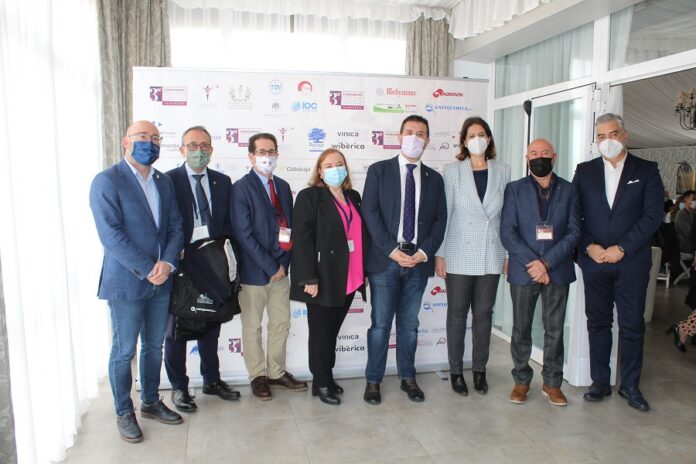 Foto familia inauguración Congreso COECLM Foto familia inauguración Congreso COECLM