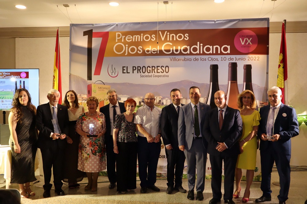 Foto de Familia VII Premios Nacionales 'Vinos Ojos del Guadiana'