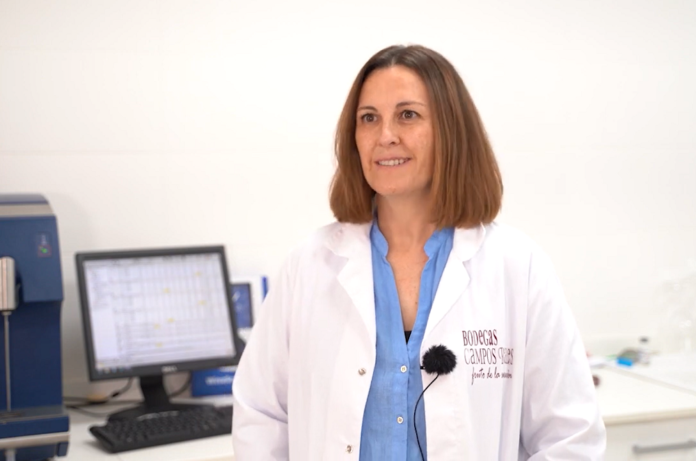 Soledad López, enóloga de Bodegas Campos Reales