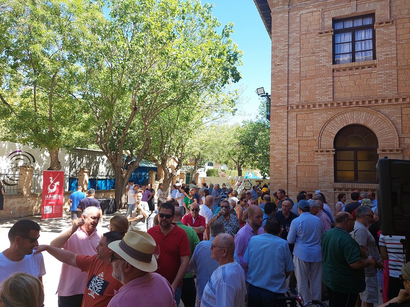 Público asistente a la Galería del Vino organizada por el Consejo Regulador de la DO La Mancha