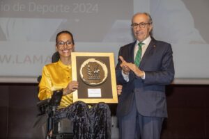 Teresa Perales recibe el Premio Solidario en 'Deportes' 2024