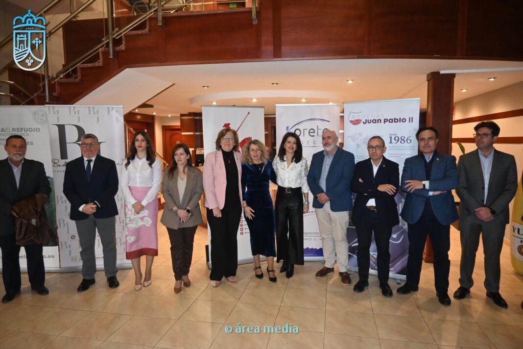 Autoridades en la Presentación de Nuevas Añadas (1) Autoridades en la Presentación de Nuevas Añadas