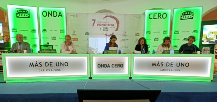 Colaboradores de Carlos Alsina desde Virgen de las Viñas Colaboradores de Carlos Alsina desde Virgen de las Viñas