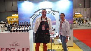 Representanes de Bodegas Puente de Rus