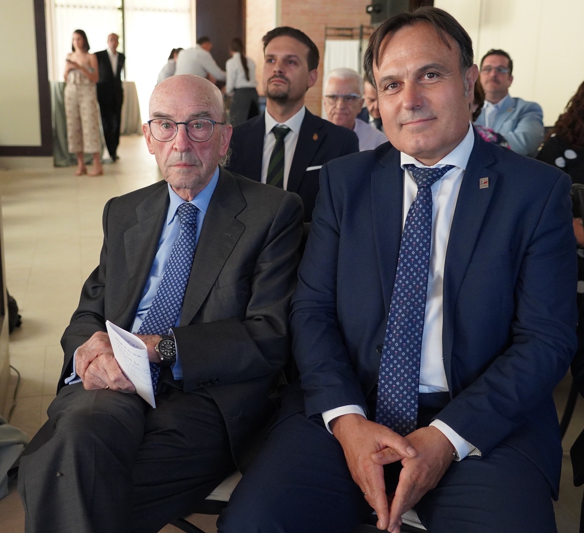 El-sector-del-vino-estuvo-reconocido-por-el-Consejo-Regulador-y-el-Presidente-de-Virgen-de-las-Vinas