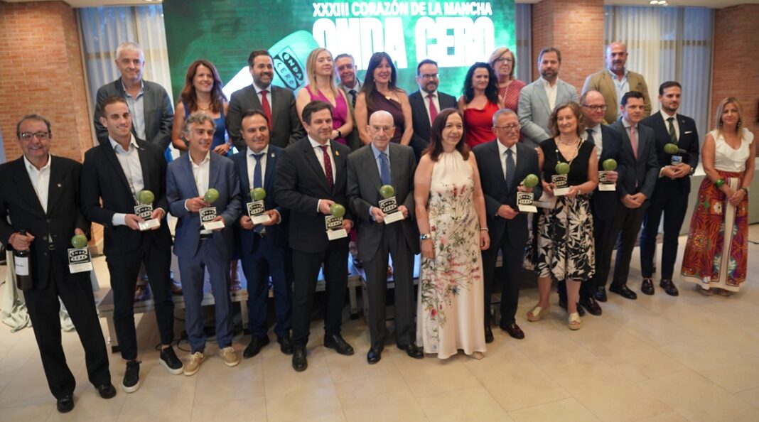 Premiados-en-la-gala-de-Onda-Cero-Corazon-de-La-Mancha