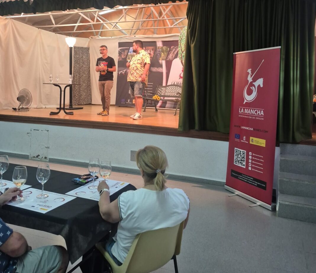 Cata de vino y humor en Alameda de Cervera