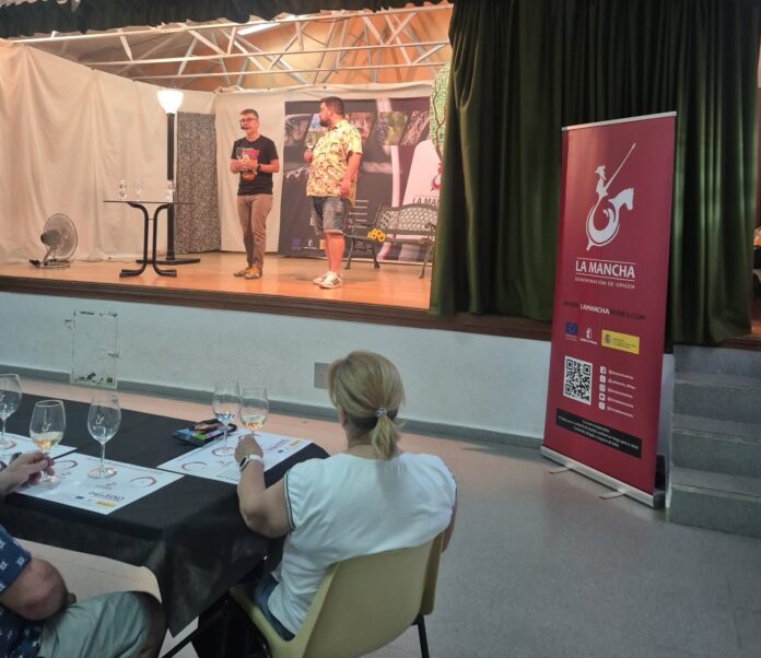 Cata de vino y humor en Alameda de Cervera