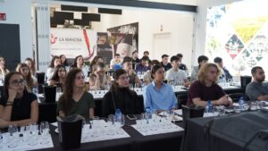 Cata comentada en el edificio Vinos del Quijote