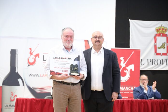 Jorge J. Codina, Primer Premio en Certamen Literario