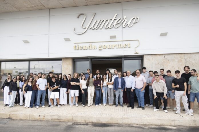 Visita a las instalaciones de bodegas Yuntero